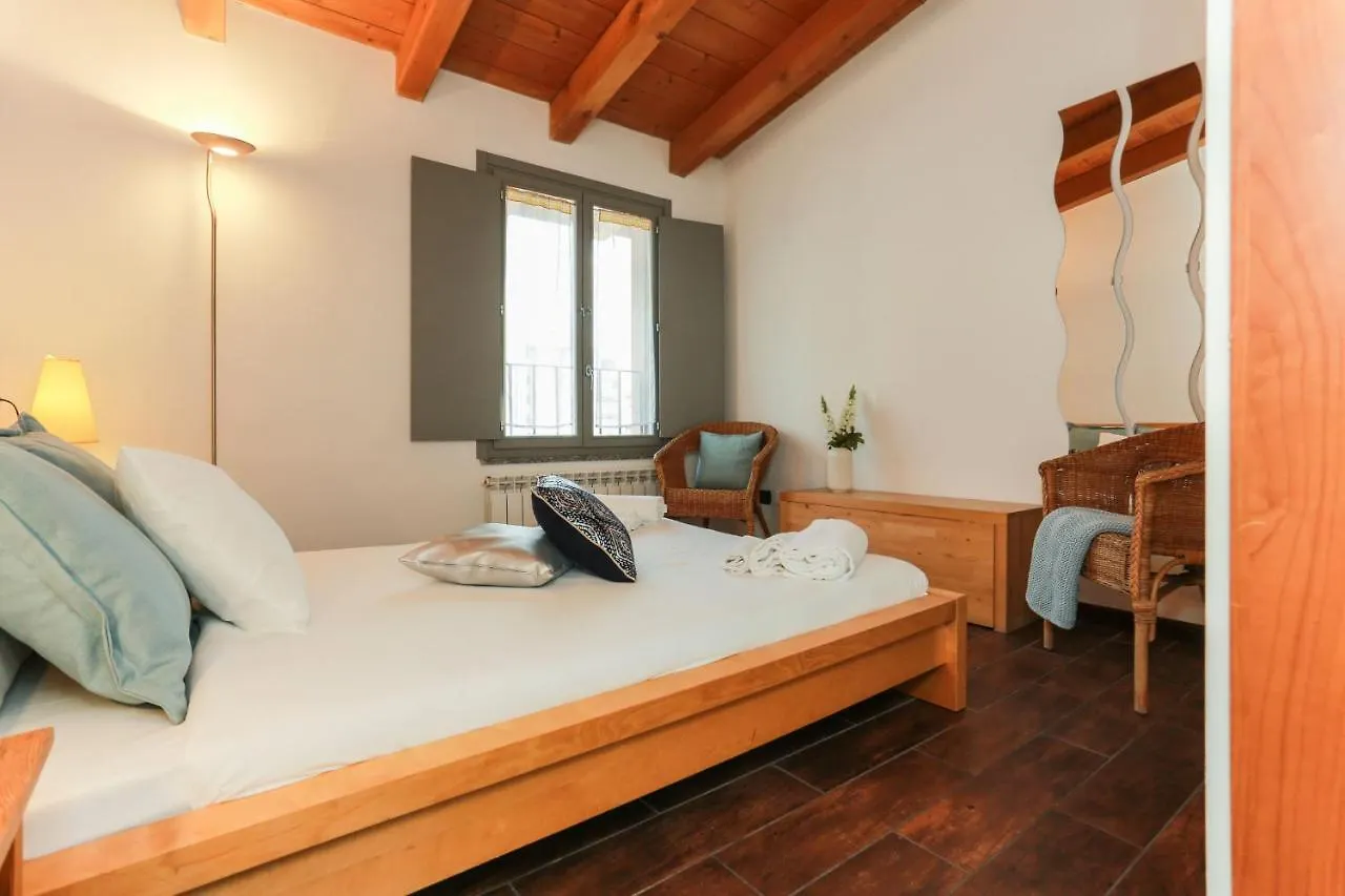 The Best Rent - Pretty Apartment In Milan Italy